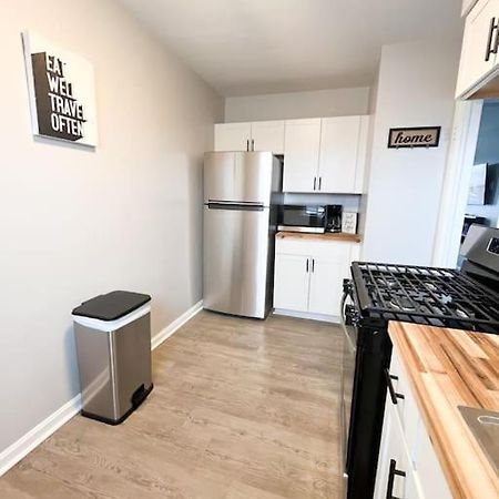 The Gateway: Entire Apartment 7 Mins From Airport 克里夫兰 外观 照片
